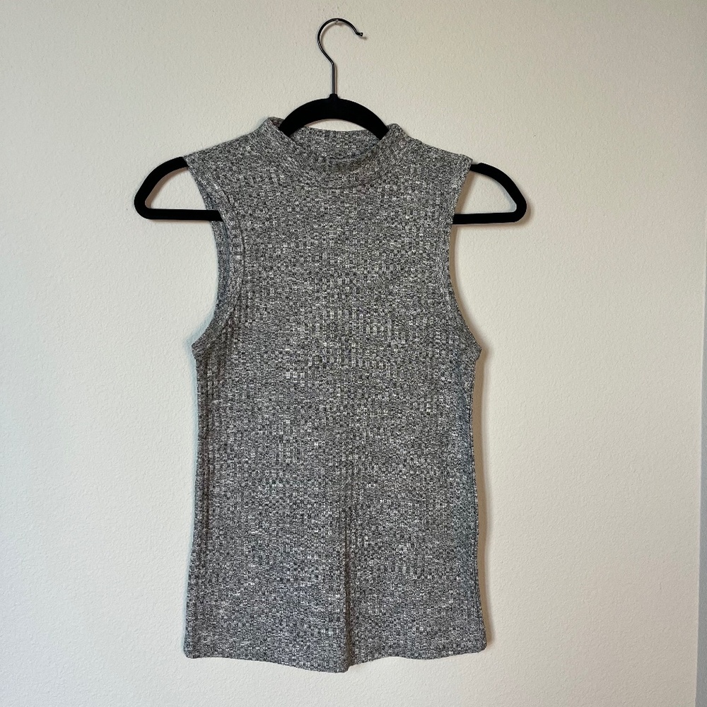 Frank & Oak Grey Minimalist Academia Clean Girl Tank Top Woman's Size S